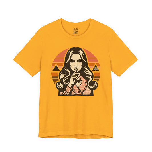T-Shirt | Conspiracy Lady | Gold