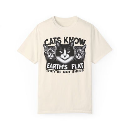 T-Shirt | Cats Know | Ivory